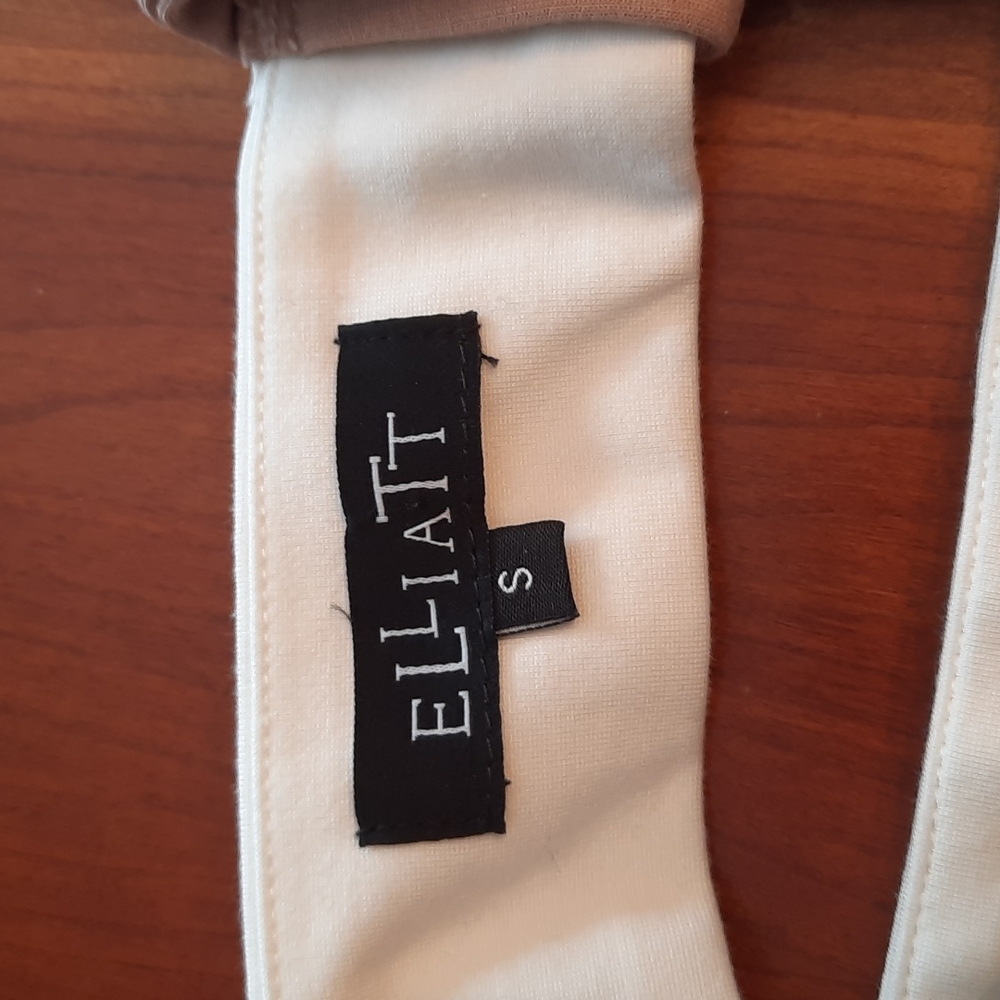 Elliatt scuba midi dress - Picture 14 of 16